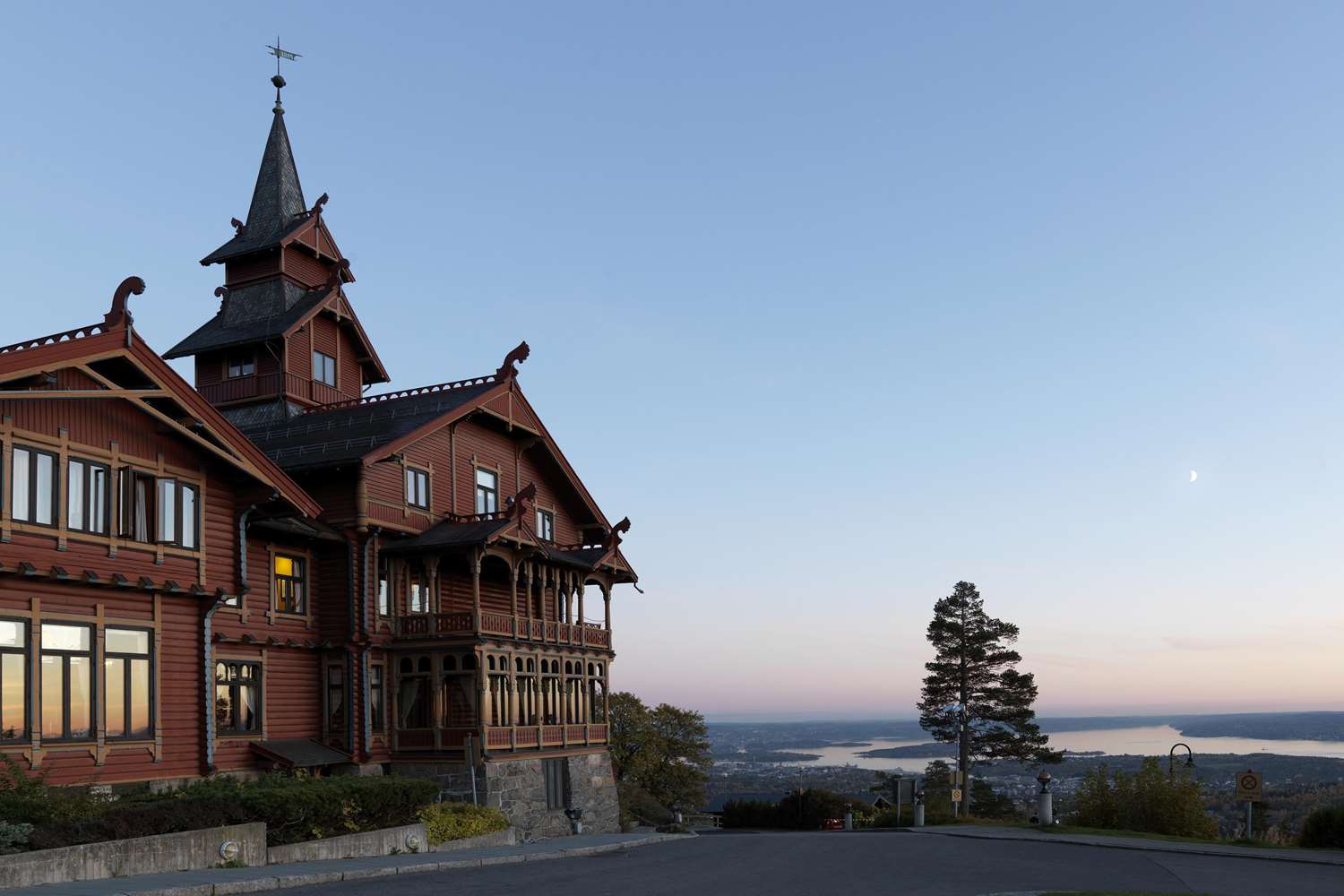 Scandic Holmenkollen Park Hotel by Google